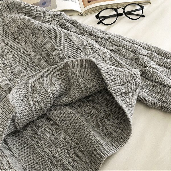 Naiste vabaaja kardigan nööpide ja kapuutsiga