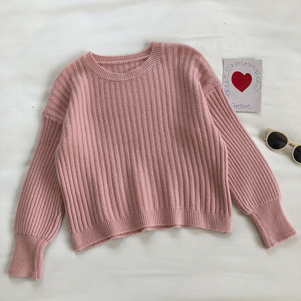 Mekani ženski pulover od samta s okruglim izrezom