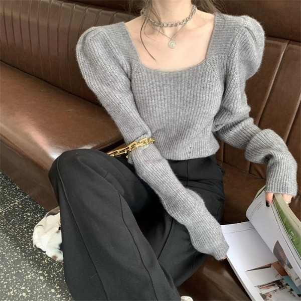 Γυναικείο casual πουλόβερ με τετράγωνο ντεκολτέ σε γκρι χρώμα