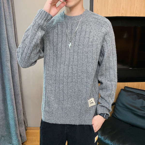 Ανδρικό πουλόβερ νέο μοντέλο με οβάλ λαιμόκοψη