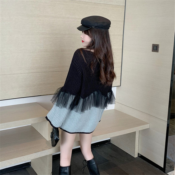 Γυναικείο casual πουλόβερ με οβάλ λαιμόκοψη και τούλι