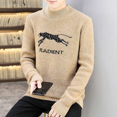 Ανδρικό πουλόβερ μοντέρνο με ψηλό γιακά και κέντημα