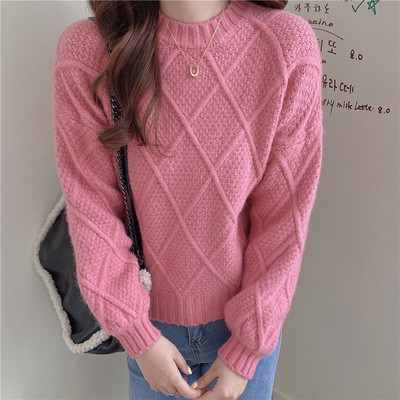 Μοντέρνο γυναικείο πουλόβερ με οβάλ λαιμόκοψη - κλασικό μοντέλο