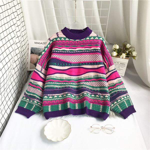 Casual γυναικείο πουλόβερ με οβάλ λαιμόκοψη και μοτίβο