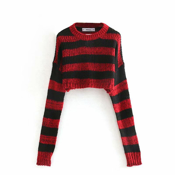 Κοντό ριγέ πουλόβερ με οβάλ λαιμόκοψη