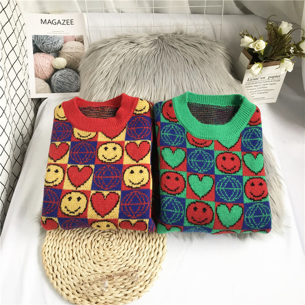 Πολύχρωμο γυναικείο πουλόβερ - με οβάλ ντεκολτέ και μακριά μανίκια