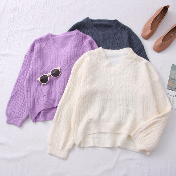 Moodne naiste kampsun V-kaelusega ja pikkade varrukatega