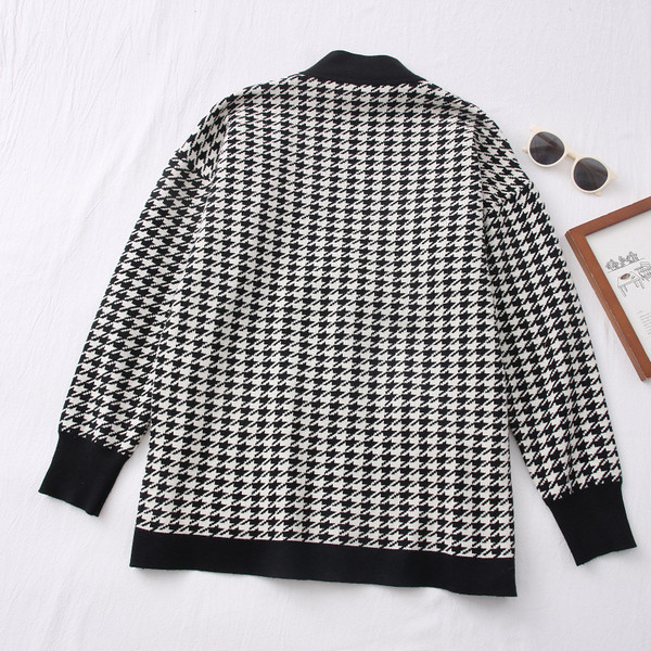 Taskute ja nööpidega vabaaja naiste kardigan