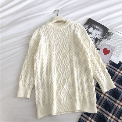 Naiste ümara dekoltee ja pikkade varrukatega talvekampsun