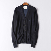 Vyriška liemenė su špicine iškirpte ir kišenėmis