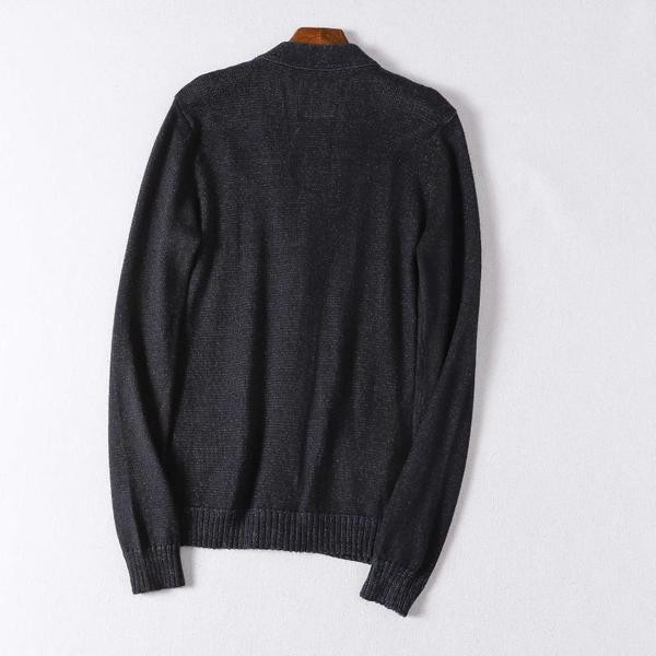 Vyriška liemenė su špicine iškirpte ir kišenėmis