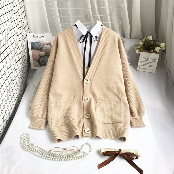 Moodne naiste vest nööpide ja taskutega