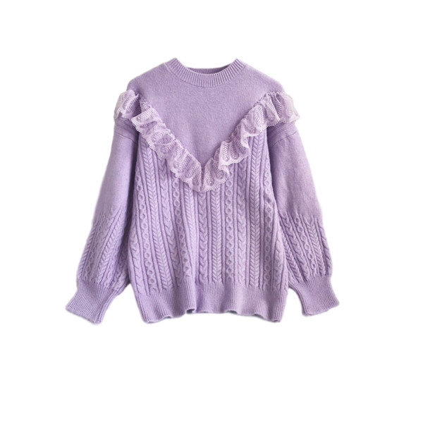 Πουλόβερ μοντέρνο με δαντέλα και οβάλ ντεκολτέ