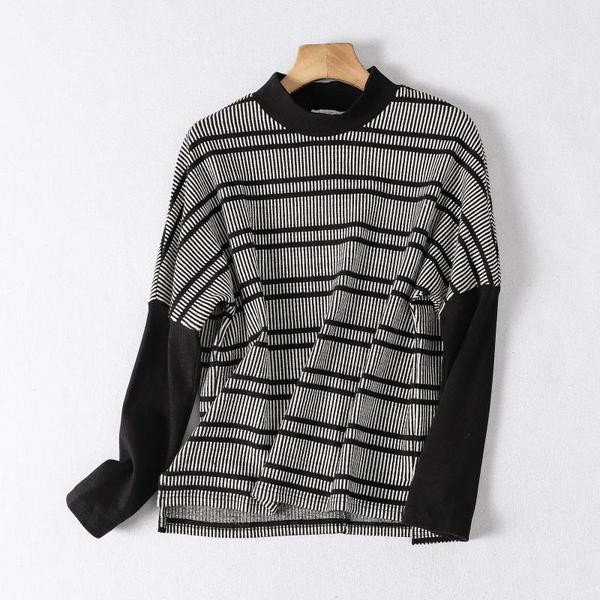 Γυναικείο ριγέ πουλόβερ φαρδύ μοντέλο