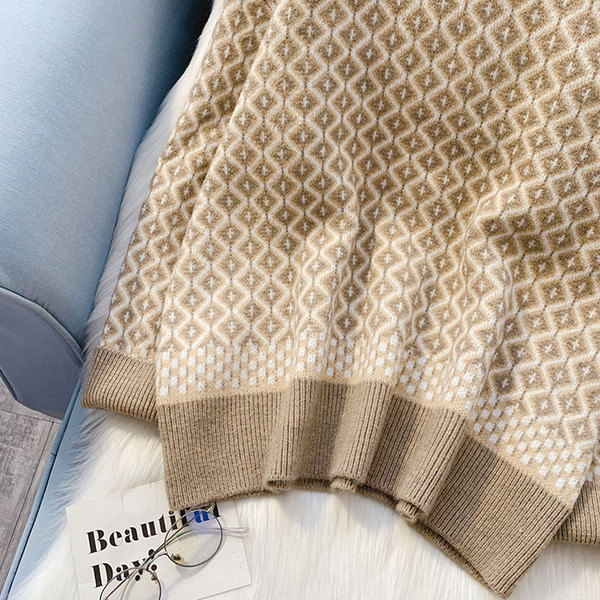 Γυναικείο casual πουλόβερ με γιακά - φαρδύ μοντέλο