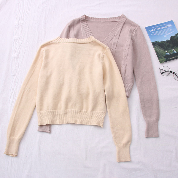 Ženski moderan prsluk s gumbima i V izrezom