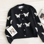 Naiste musta värvi liblikate ja nööpidega kardigan