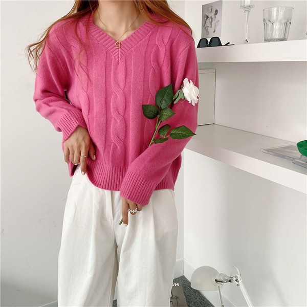 Naiste vabaaja kampsun – pikkade varrukatega ja spitsikaelusega