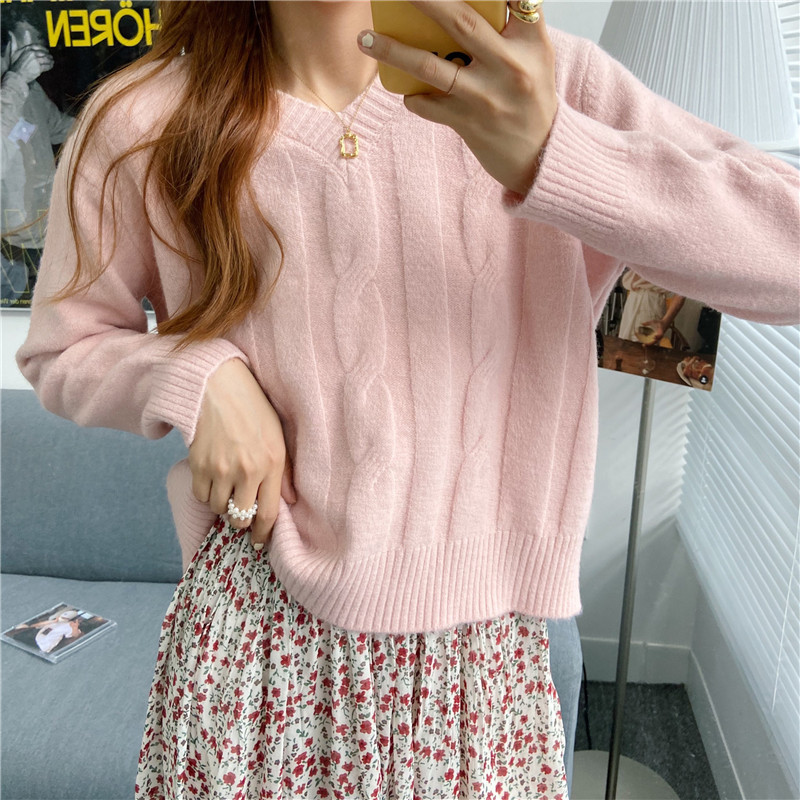 Naiste vabaaja kampsun – pikkade varrukatega ja spitsikaelusega