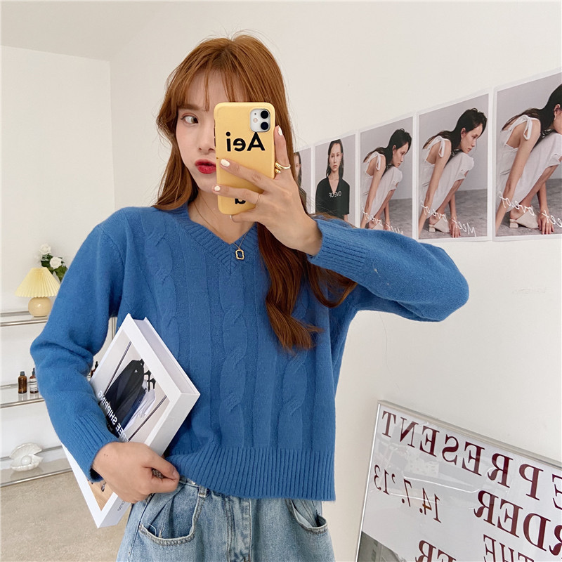 Naiste vabaaja kampsun – pikkade varrukatega ja spitsikaelusega