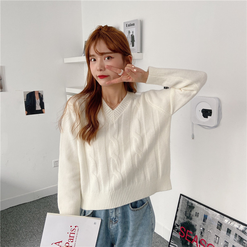 Naiste vabaaja kampsun – pikkade varrukatega ja spitsikaelusega