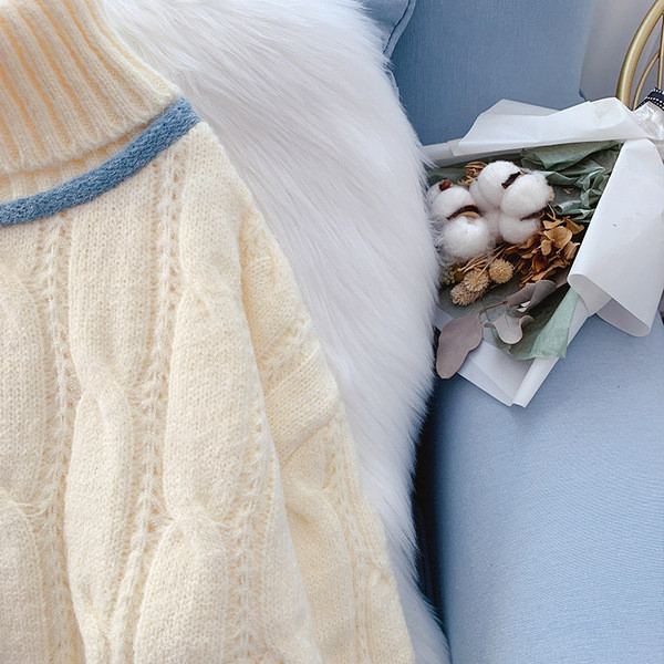 Naiste polokraega kampsun - lai mudel