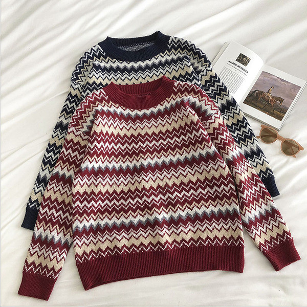 Casual γυναικείο πουλόβερ με οβάλ λαιμόκοψη και μακριά μανίκια