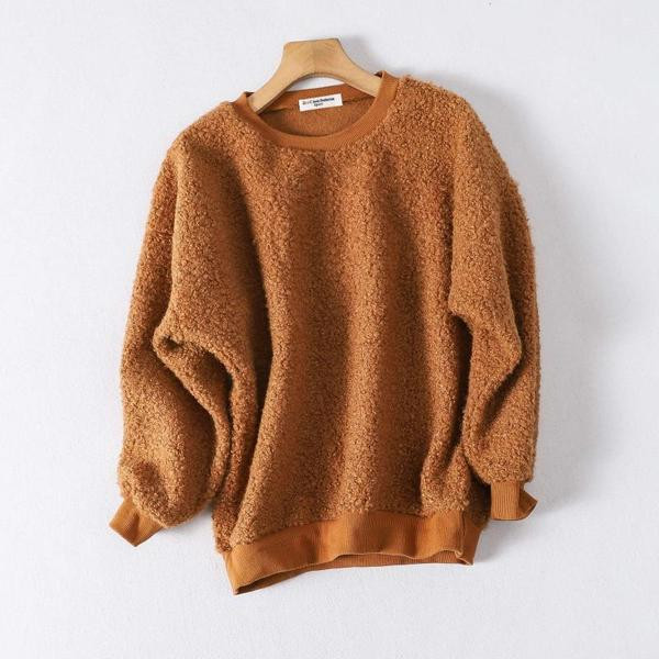 Sügis-talvine sviiter naistele tavaline mudel