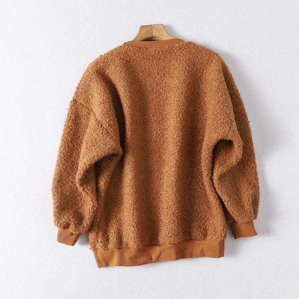 Sügis-talvine sviiter naistele tavaline mudel