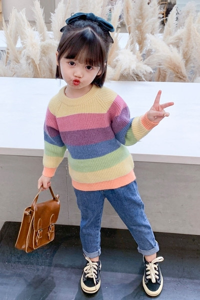 Laste lilleline ümara kaelusega kampsun tüdrukutele