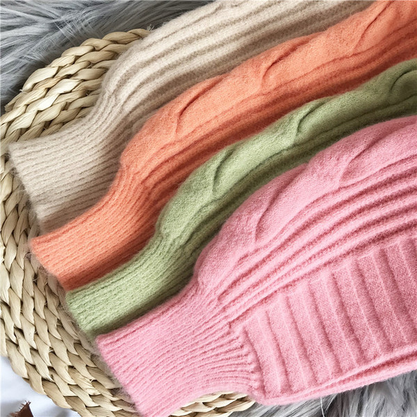 Naiste vabaaja kampsun pikkade varrukate ja ümara kaelusega