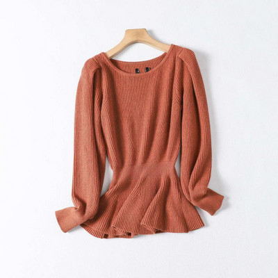 Γυναικείο λεπτό πλεκτό πουλόβερ με οβάλ ντεκολτέ και ελαστική μέση