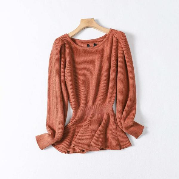 Γυναικείο λεπτό πλεκτό πουλόβερ με οβάλ ντεκολτέ και ελαστική μέση