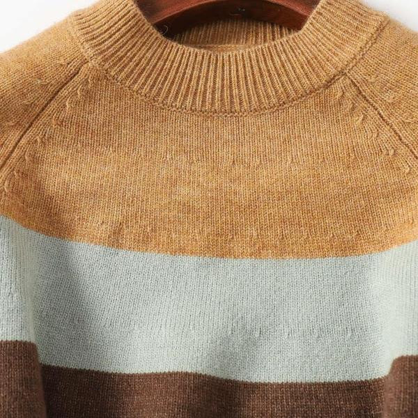 Φθινοπωρινό  ριγέ πουλόβερ για γυναίκες