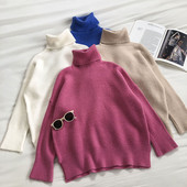 Γυναικείο πουλόβερ μονόχρωμο με υψηλό κολάρο πόλο