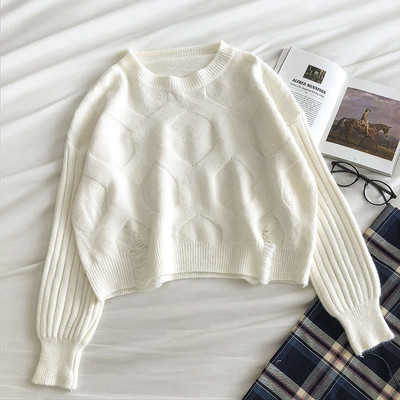 Μοντέρνο μονόχρωμο γυναικείο πουλόβερ με στρογγυλή λαιμόκοψη