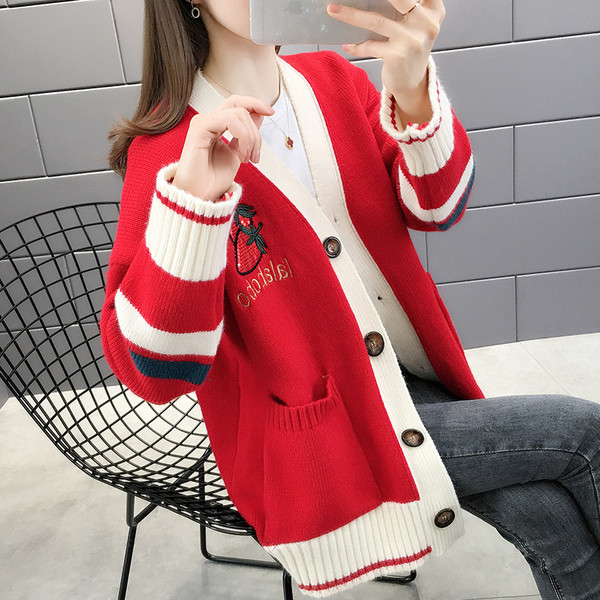 Moodne naiste pikk tikandi ja taskutega kardigan