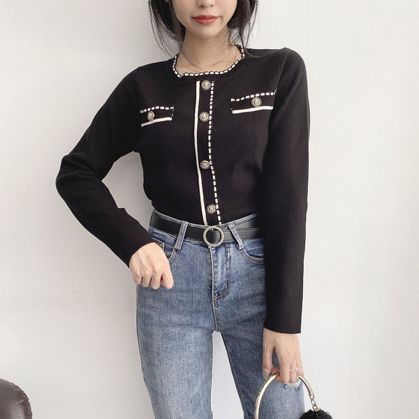 Kahes värvitoonis ovaalse kaelusega vabaaja naiste kampsun