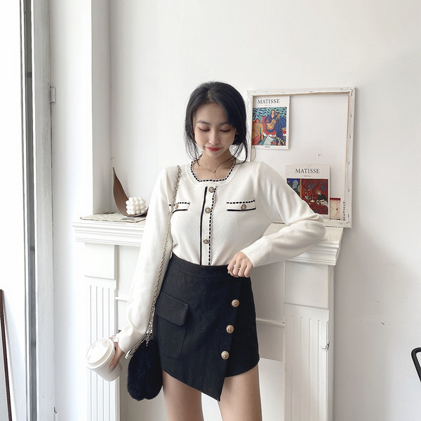 Kahes värvitoonis ovaalse kaelusega vabaaja naiste kampsun