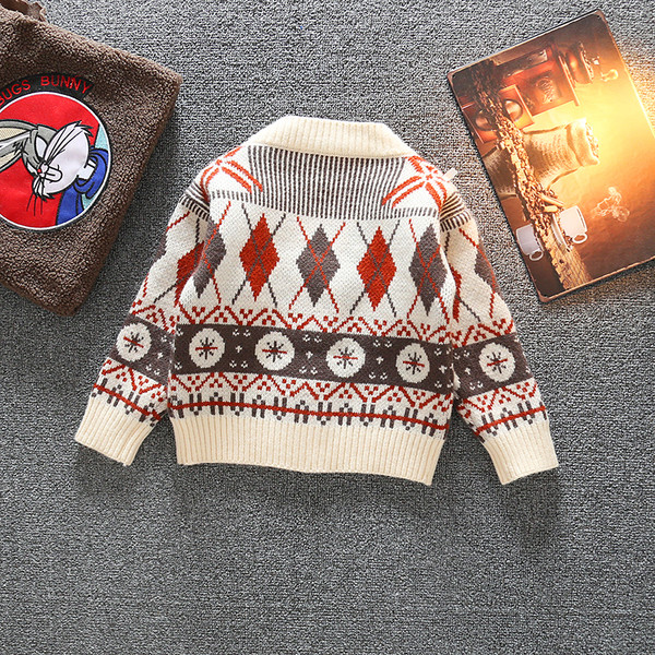 Uue mudeli nööpidega lastevest poistele