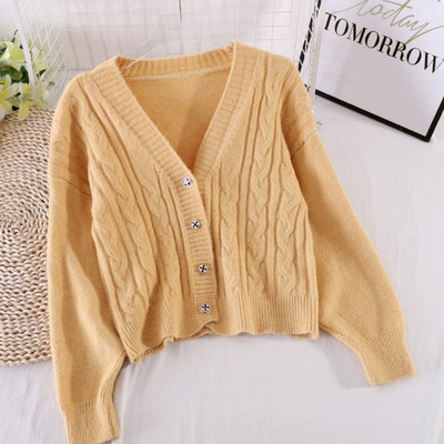 Дамска жилетка от тънко плетиво шпиц деколте