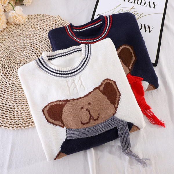 Γυναικείο casual πουλόβερ με απλικέ και μακριά μανίκια