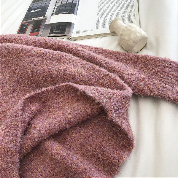 Γυναικείο πουλόβερ με οβάλ λαιμόκοψη