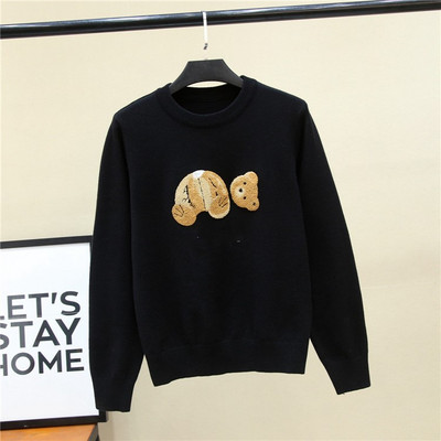 Γυναικείο casual πουλόβερ με οβάλ ντεκολτέ και απλικέ αρκουδάκι