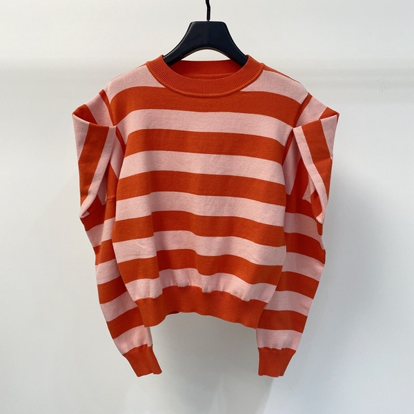 Casual γυναικείο πουλόβερ με οβάλ ντεκολτέ και μακριά μανίκια