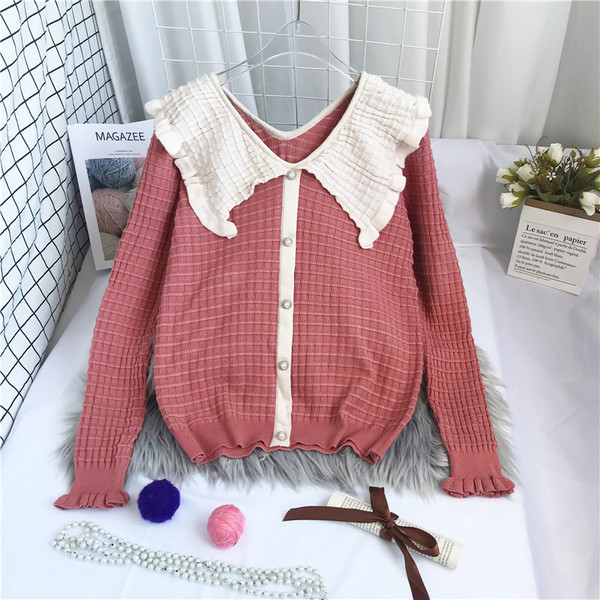 Дамска ежедневна жилетка- с копчета и дълъг ръкав