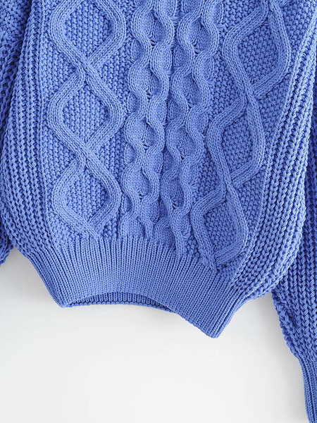 Χειμερινό πουλόβερ με κολάρο και μακριά μανίκια