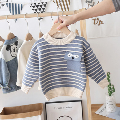 Lastele mõeldud ümara kaelusega triibuline kampsun poistele