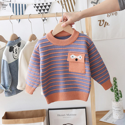 Lastele mõeldud ümara kaelusega triibuline kampsun poistele