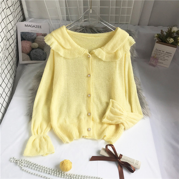 Novi model ženskog kardigana sa lotos rukavima i kragnom